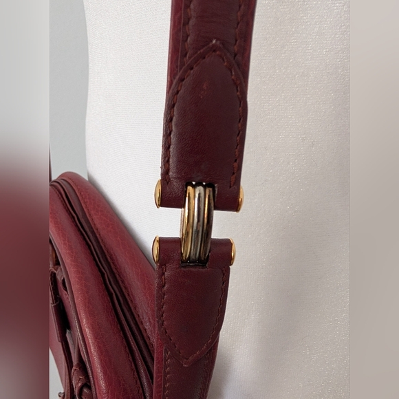 Authentic Cartier Le Must Burgundy Leather Zip-Around Crossbody w/Dustbag